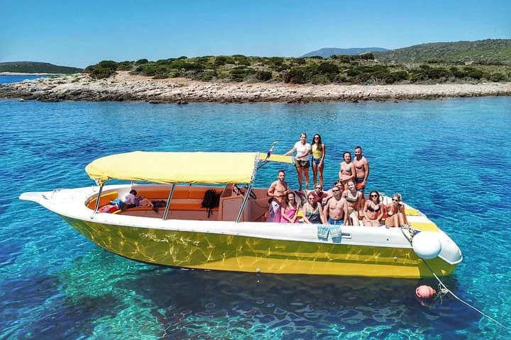 yellow speedboat on blue cave tour (5 island) from split